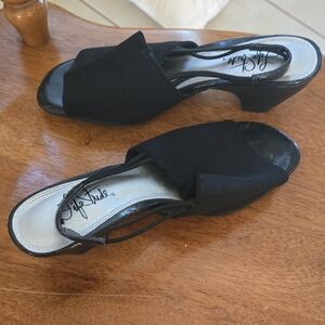 Life Stride Black Mules Comfortable Casual Design